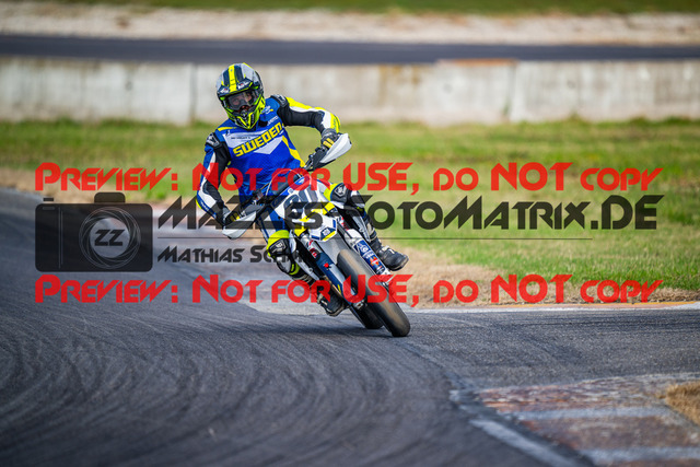 MaZZes_Fotomatrix_231014_2224 | S1