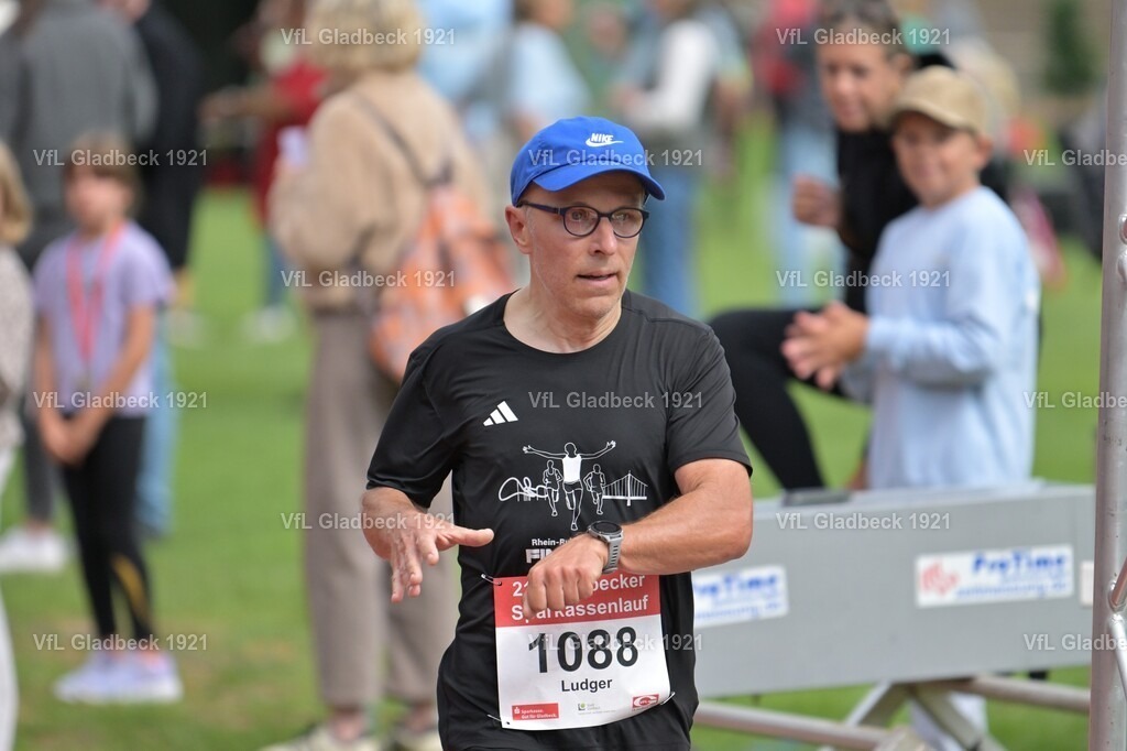 2026-08-23_Sparkassenlauf_HM_KH_00292 | Die Fotografen - Realisiert mit Pictrs.com