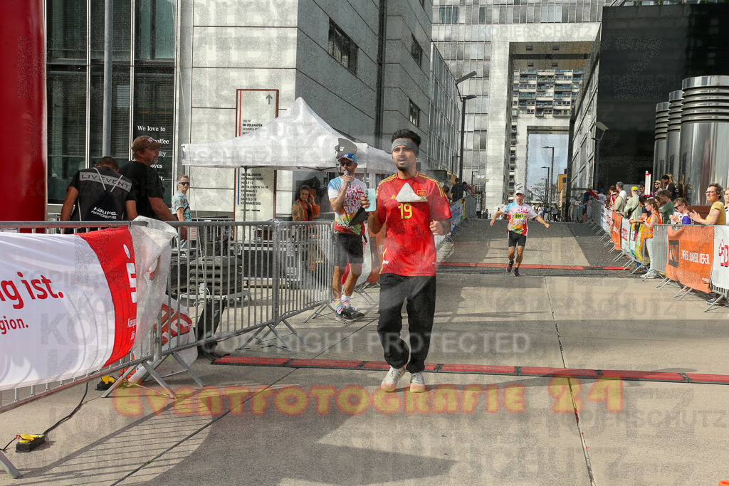 250920_1534_EX1_0040 | Sportfotografie im Rhein-Sieg Kreis, Köln, Bonn, NRW, Rheinland Pfalz, Hessen, etc. Unser Tätigkeitsfeld umfasst den Laufsport vom Volkslauf über den Marathon, Duathlon, Triathon bis zum Ultralauf wie Kölnpfad Ultra oder Schindertrail.