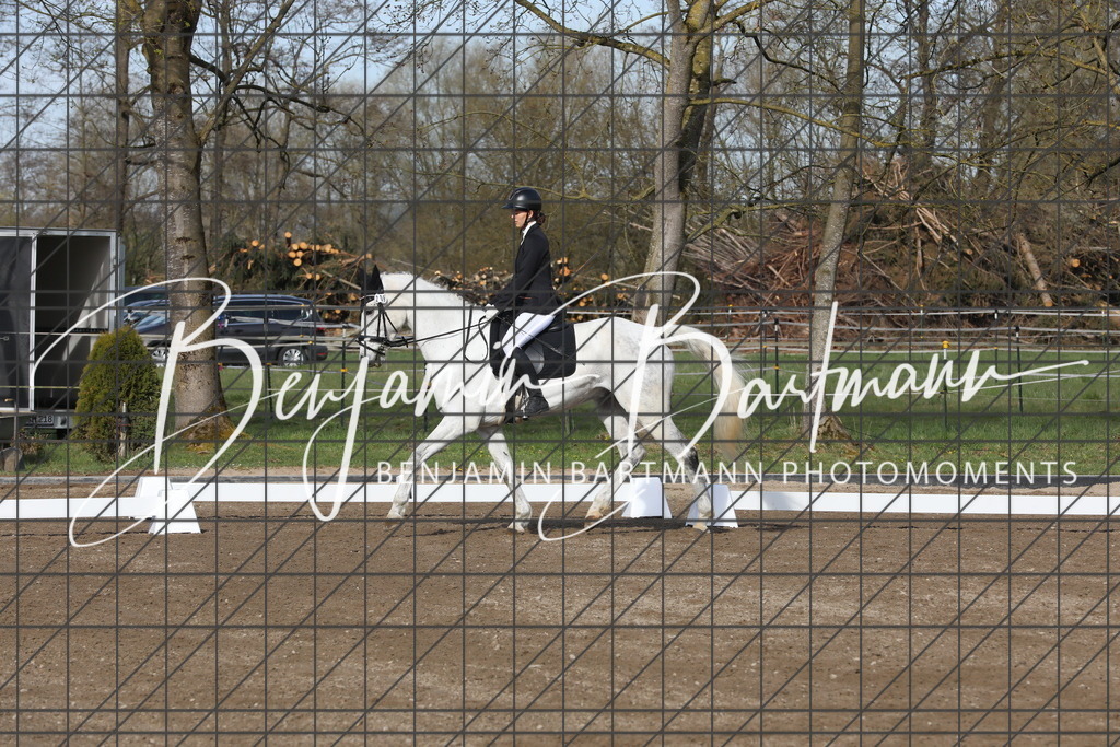 AZ2A2800 | Benjamin Bartmann Photomoments