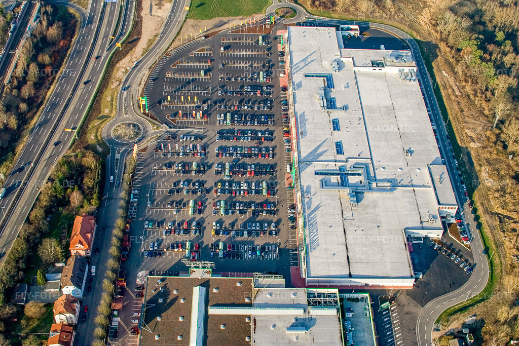 Luftbild: Martktauf im Maximilian Center im Ortsteil Maximiliansau in Wörth im Bundesland Rheinland-Pfalz in Deutschland. Foto: IMG_9064.jpg vom 15.12.2007 durch Werner Riehm/FLY-FOTO.de