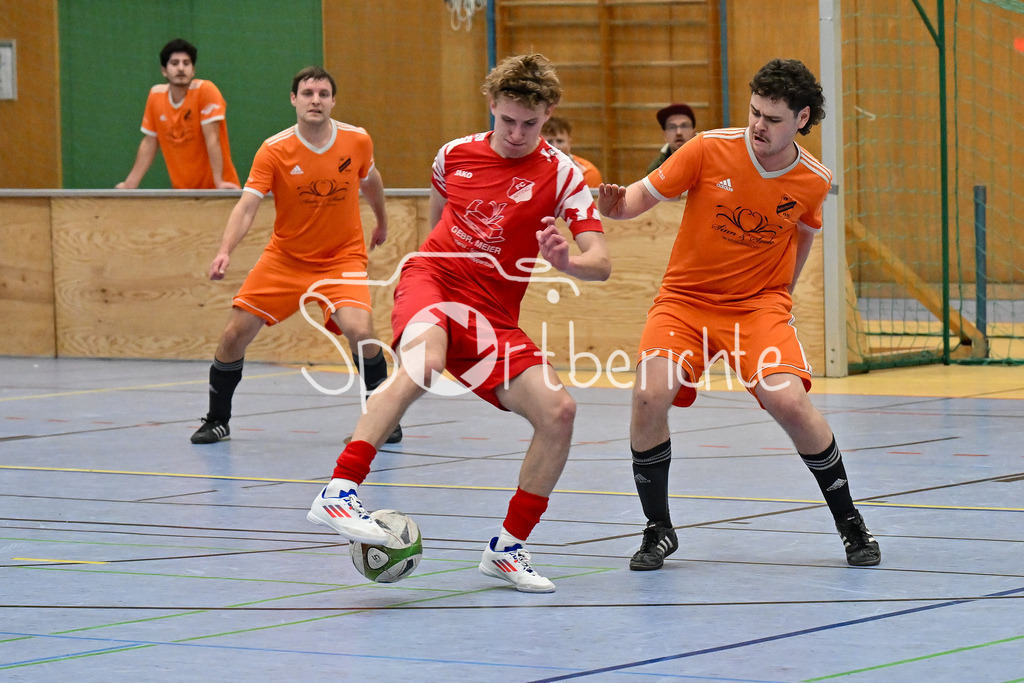 Maierbräu Neujahrscup der Herren | SV Wulfertshausen gegen FC Affing II / Halbfinale