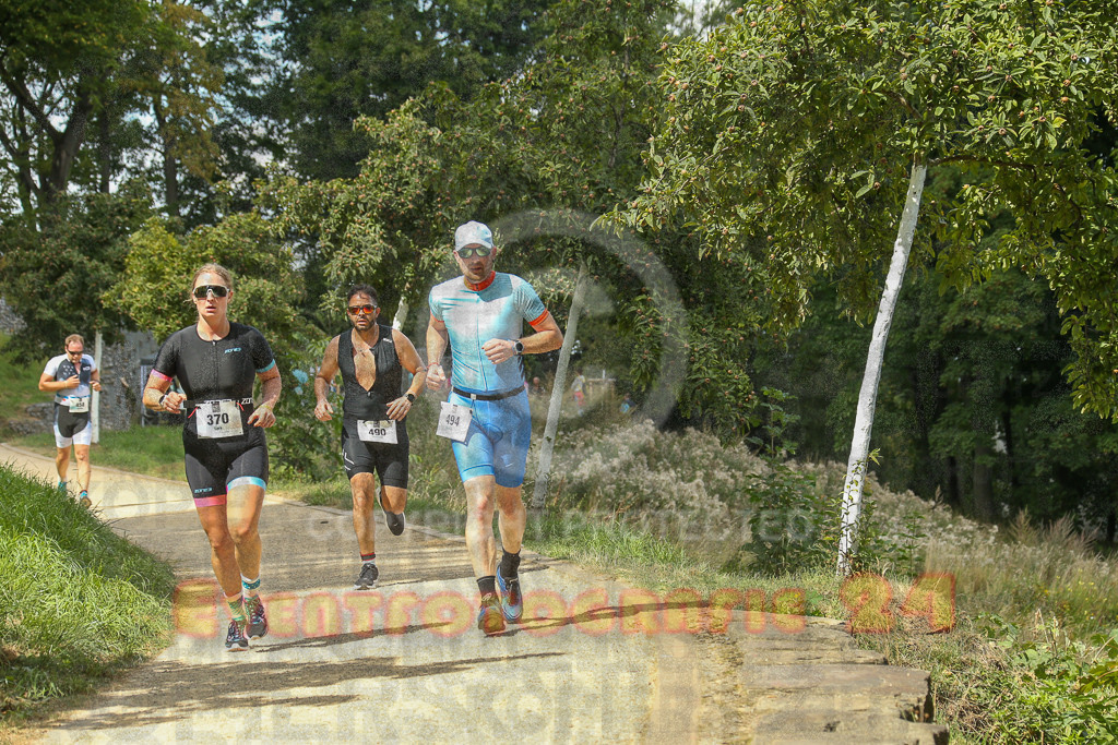 250824_1357_EX1_4381 | Sportfotografie im Rhein-Sieg Kreis, Köln, Bonn, NRW, Rheinland Pfalz, Hessen, etc. Unser Tätigkeitsfeld umfasst den Laufsport vom Volkslauf über den Marathon, Duathlon, Triathon bis zum Ultralauf wie Kölnpfad Ultra oder Schindertrail.