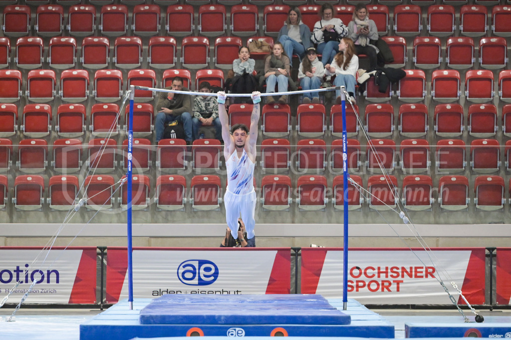Schweizer Meisterschaften Kunstturnen Mannschaften Männer (B) - 22. November 2025 | Schweizer Meisterschaften Kunstturnen Mannschaften Männer (B)AXA Arena, WinterthurBild: Sportfotografie Markus Aeschimann | www.markus-aeschimann.ch - Realisiert mit Pictrs.com
