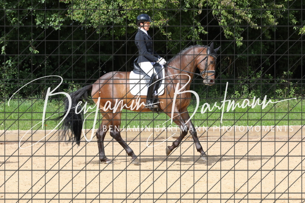 AZ2A2512 | Benjamin Bartmann Photomoments