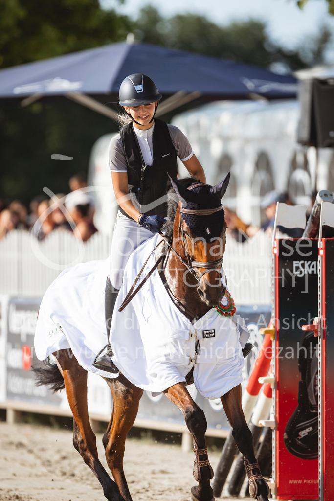 240711_BHO_M1-Spr-1-604 | Deine schönsten Turniermomente als professionelle Fotos! Entdecke hochwertige Pferdesport-Fotografie im Online-Shop. Jetzt Fotos finden & bestellen!