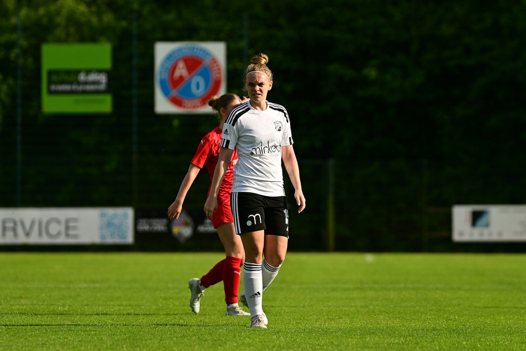 Fußball I Frauen I Saison 2024-2025 I Landesliga I 26. Spieltag I SV Ahlerstedt-Ottendorf II - VSV Hedendorf-Neukloster | Der Sportfotograf. - Realisiert mit Pictrs.com