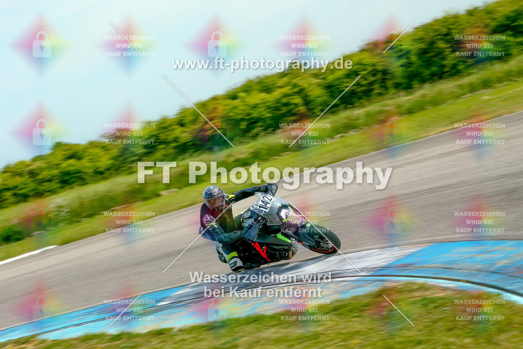 _MOT0698 | Hier findet Ihr Bilder von Touristenfahrten auf der Nürburgring Nordschleife oder von anderen Veranstaltungen die ich besucht habe. Viel Spass beim Durch Schauen 