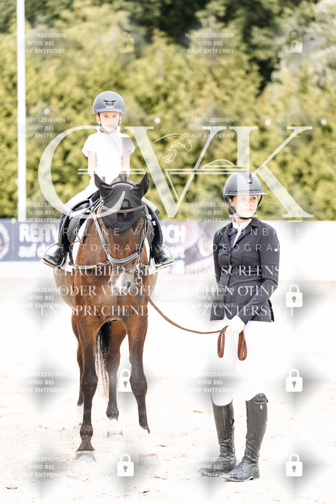 CK907224 | Turnierfotografie Pferdefotografie Trier Rheinland-Pfalz Pferdesport Reitsport Tierfotografie Sportfotografie Pferdevideo Pferdevideografie Equestrianvideography equestrianphotography  - Realisiert mit Pictrs.com