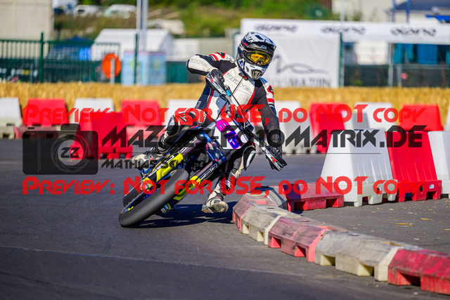 MaZZes_Fotomatrix_20241005_6021986_1749 | SENIOR