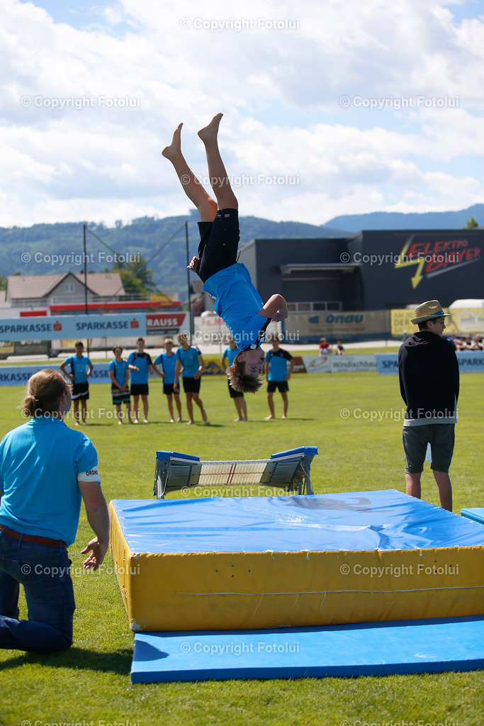 A_LUI_010622_94 | SPORT,FUSSBALL,SPARKASSE SCHUELERLIGA LANDESFINALE 2022 PETTENBACH 01.06.2022 IM BILD: (LINZ VIOLETT) UND (RIED GRUEN) FOTO.FOTOLUI