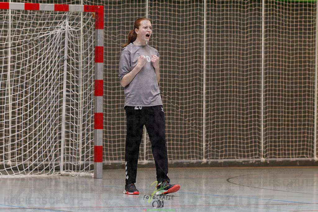 Hessenmeisterschaft wJC - Spiel um Platz 3; TuS Kriftel - SG Schenklengsfeld | Hessenmeisterschaft wJC - Spiel um Platz 3; TuS Kriftel - SG Schenklengsfeld am 22.03.2025 in Biedenkopf (Sporthalle Lahntalschule)Photo © 2025 - Jörg Heinrich - Realisiert mit Pictrs.com