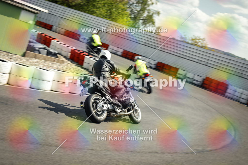 OBK_Mai_Martina_Markus-11159 | Hier findet Ihr Bilder von Touristenfahrten auf der Nürburgring Nordschleife oder von anderen Veranstaltungen die ich besucht habe. Viel Spass beim Durch Schauen 