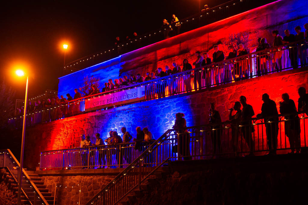 Tom Gaebel & His Trio | Tom Gaebel & His Trio im Forte Belvedere Leisnig zum Festival Hallo Leisnig 2022. - Realisiert mit Pictrs.com