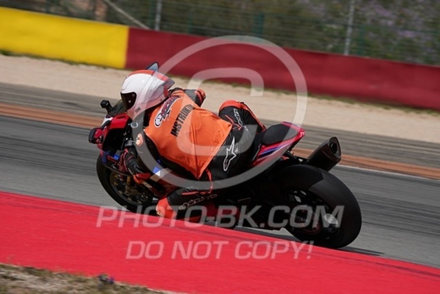 2025_03_22_PBK_15547 | Sportfotografie; SlowMotion; Video; Rennstrecke; Hafeneger; Speer; Racing; RSE; BMW; CBO; Trackday; Motorsportarena; Hockenheimring; Brno; Most; Barcelona; Valencia