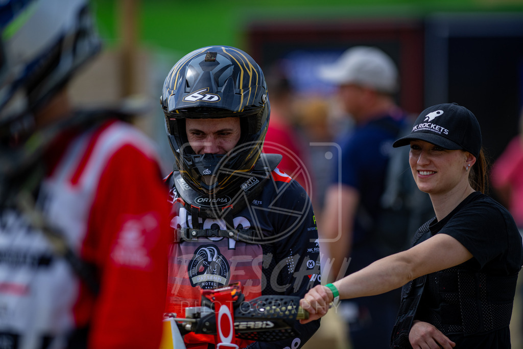 Side (143) | Paeschuphoto Shop - Wer nicht sucht der auch nicht findet.Ob Motocrossbilder oder von einem besuchtem Spiel, Hauptsache Action. - Realisiert mit Pictrs.com