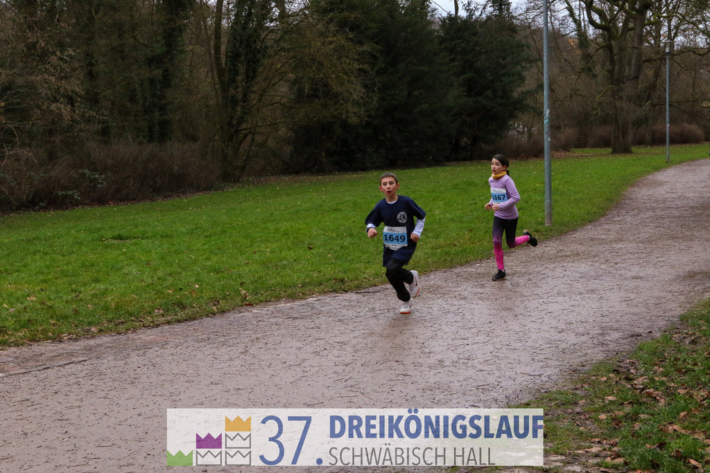 Stadtwerke Jugendlauf 1700m | 3 Koenigslauf 2023 - Realisiert mit Pictrs.com
