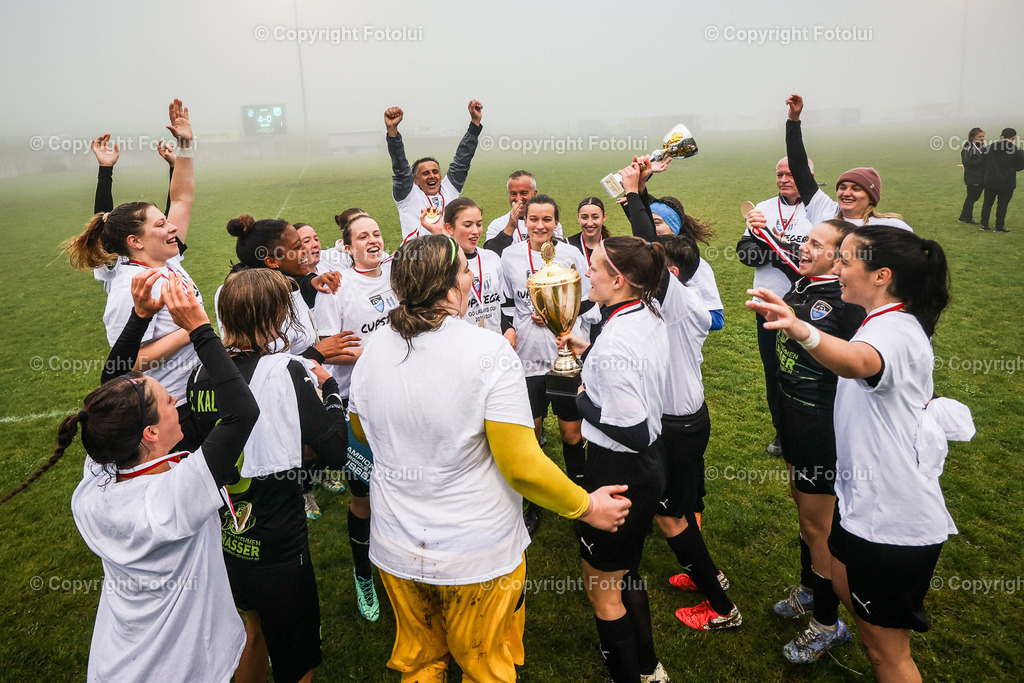 A-BINDER_20240601_0091 | St.Stefan,AUSTRIA,01.June.24 - SOCCER - Zaunergroup OOE Ladies Cuo, LASK vs FCPS. Image shows the rejoicing of Kematen.Photo: Sportmediapics.com/ Manfred Binder