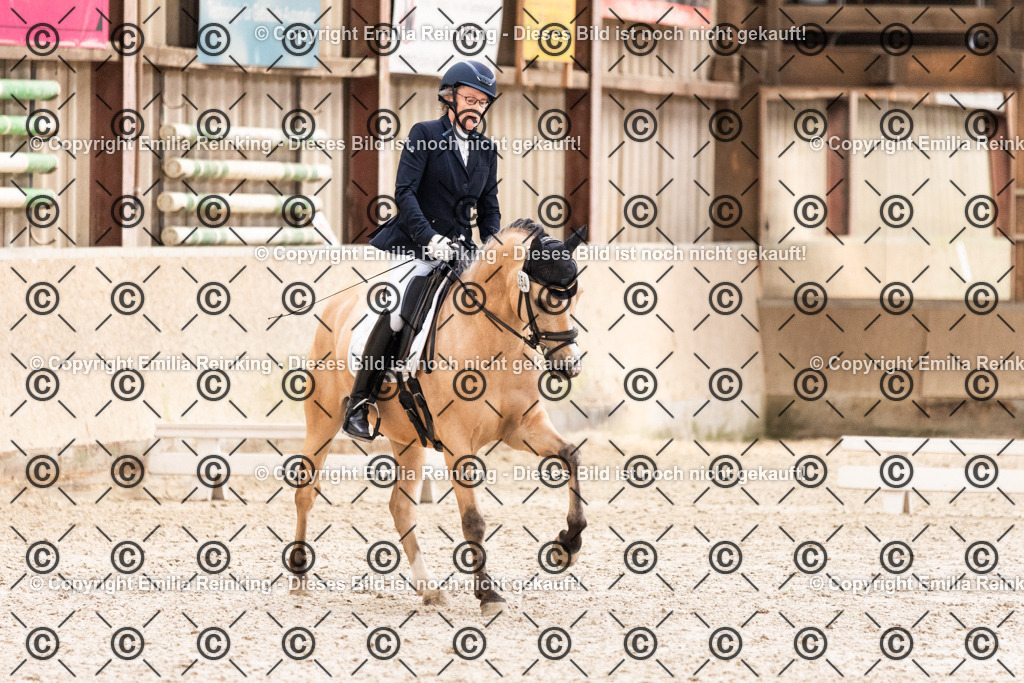 CL5A6381 | Emilia Reinking Fotografie - Realisiert mit Pictrs.com