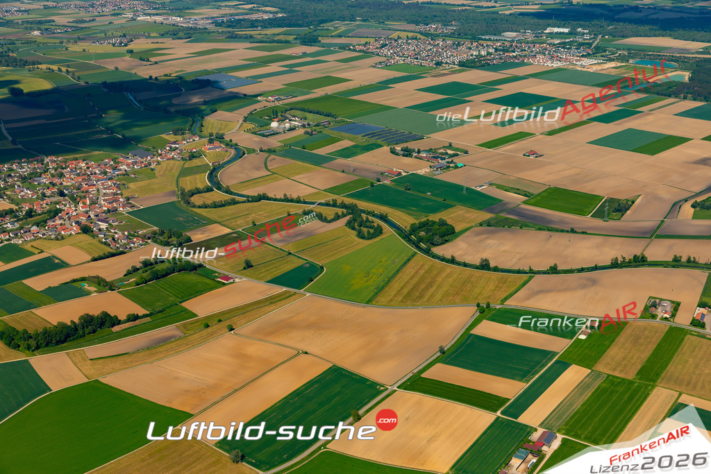 Das Luftbild zeigt :  Gablingen - Die Luftaufnahme wurde 2024 vom UL-Flugzeug aus erstellt ( keine Drohne ) - Hochauflösende Luftaufnahme - Für grossformatige Ausdrucke geeignet. Die Geschenkidee !Mit Lizenz und Bildrechte bestellbar