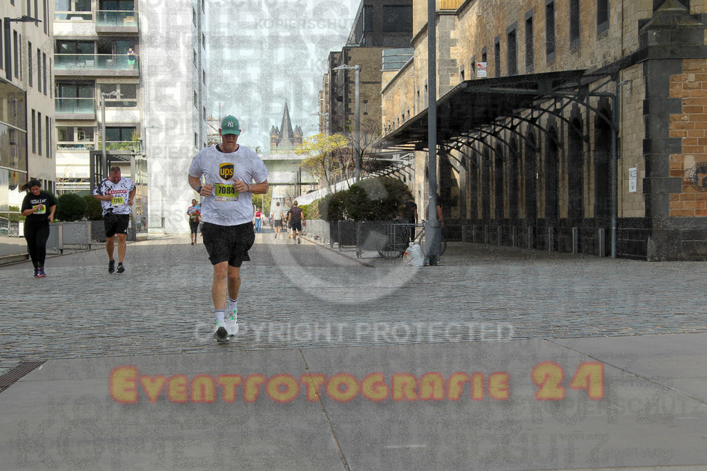 250920_1337_EV4_6316 | Sportfotografie im Rhein-Sieg Kreis, Köln, Bonn, NRW, Rheinland Pfalz, Hessen, etc. Unser Tätigkeitsfeld umfasst den Laufsport vom Volkslauf über den Marathon, Duathlon, Triathon bis zum Ultralauf wie Kölnpfad Ultra oder Schindertrail.