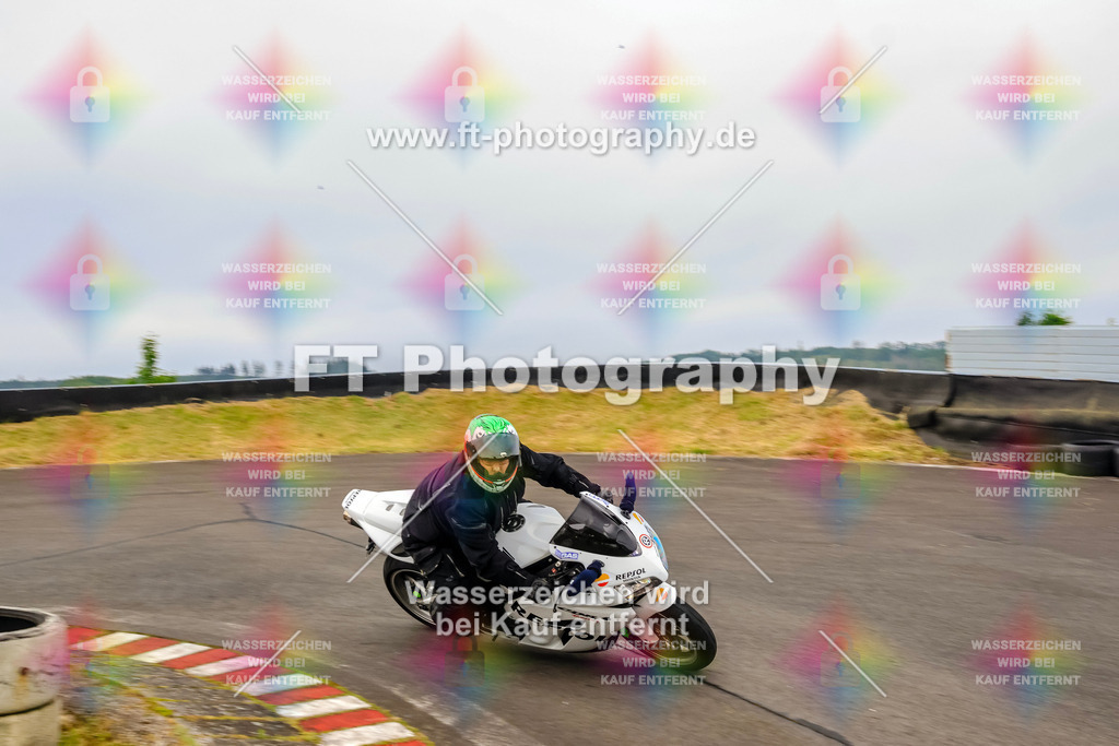 OBK-5968 | Hier findet Ihr Bilder von Touristenfahrten auf der Nürburgring Nordschleife oder von anderen Veranstaltungen die ich besucht habe. Viel Spass beim Durch Schauen 