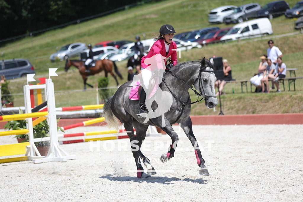 0P6A9019 | Willkommen bei Brunnmayr - Design & Fotografie – Ihrem Spezialisten für Reitturniere und Pferdeveranstaltungen in Oberösterreich, Salzburg und Bayern! Seit über 17 Jahren sind wir leidenschaftlich dabei.