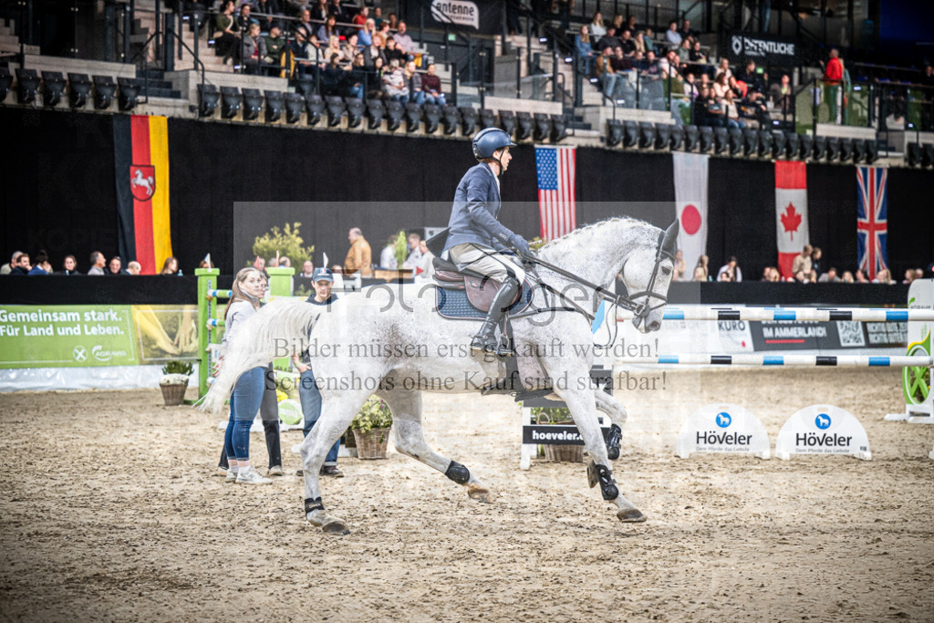 DOS_0104 | Entdecke hochwertige Reitturnierfotos von Foto Oger. Professionell, emotional und authentisch – jetzt Lieblingsmomente im Shop bestellen.Deutschlandweite Turnierfotografie. - Realisiert mit Pictrs.com