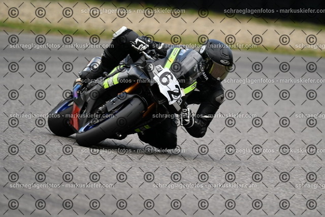25bt02-1071 | markuskiefer.com - Realisiert mit Pictrs.com