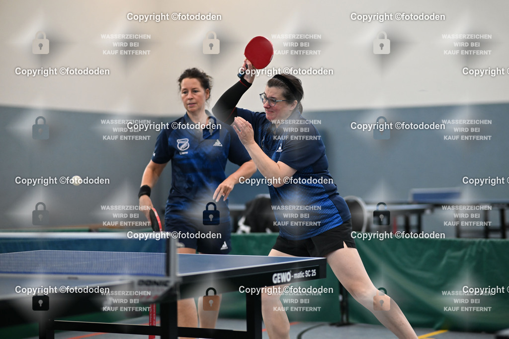 DSC_0142 | Liane Frerichs-Janssen (links) mit Birgit Schubert (rechts)