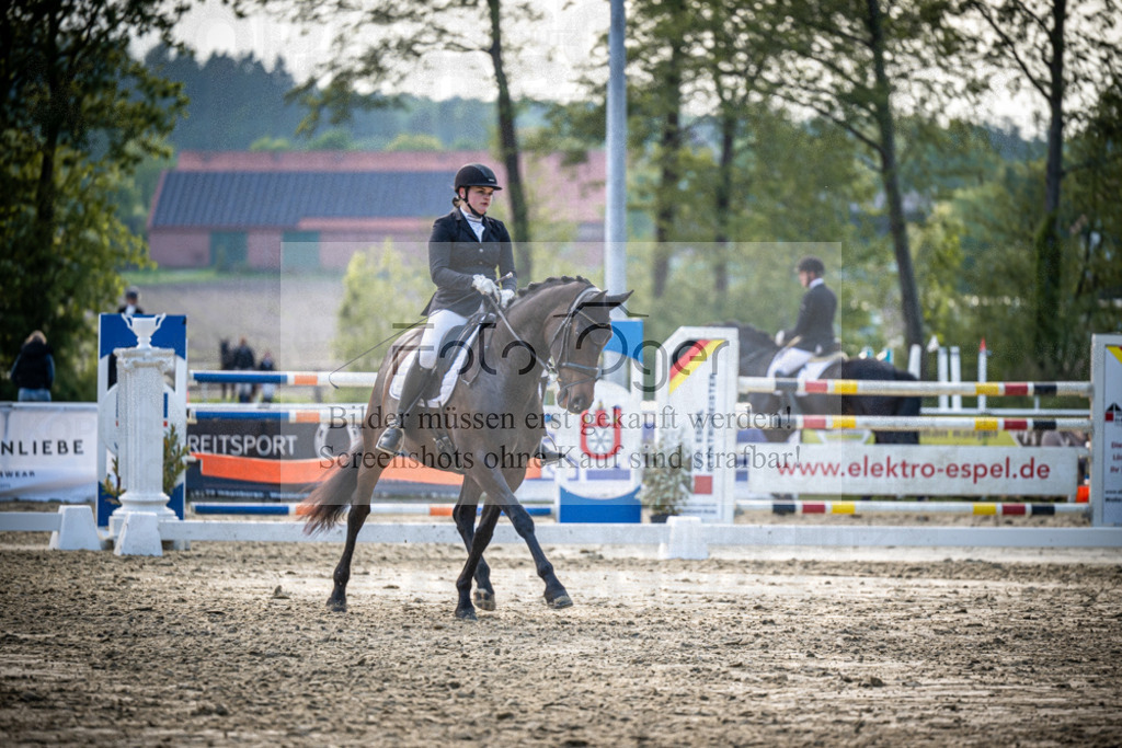 DOS_4107 | Reitturnier Venne - Realisiert mit Pictrs.com
