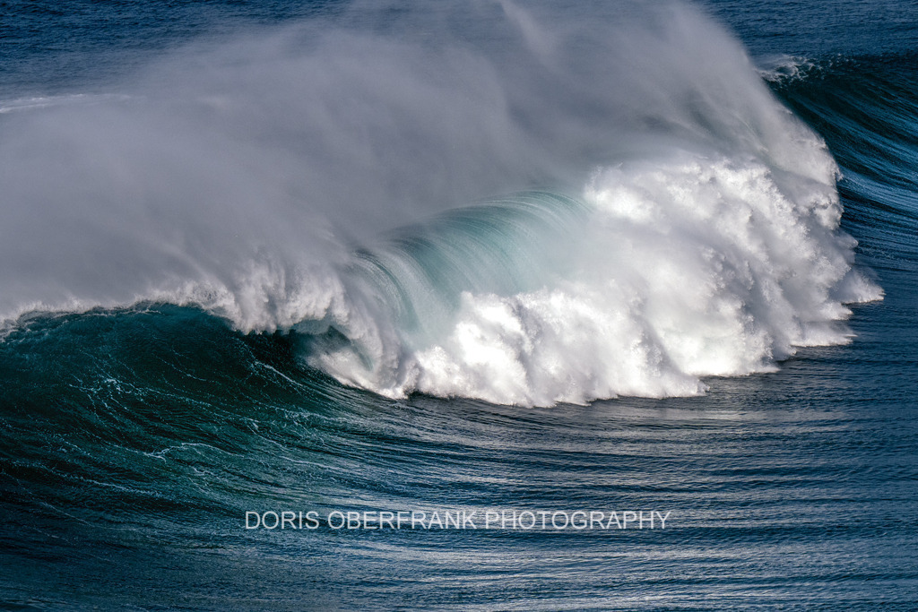 Gentle wave | Nazaré: Gentle wave - Realisiert mit Pictrs.com