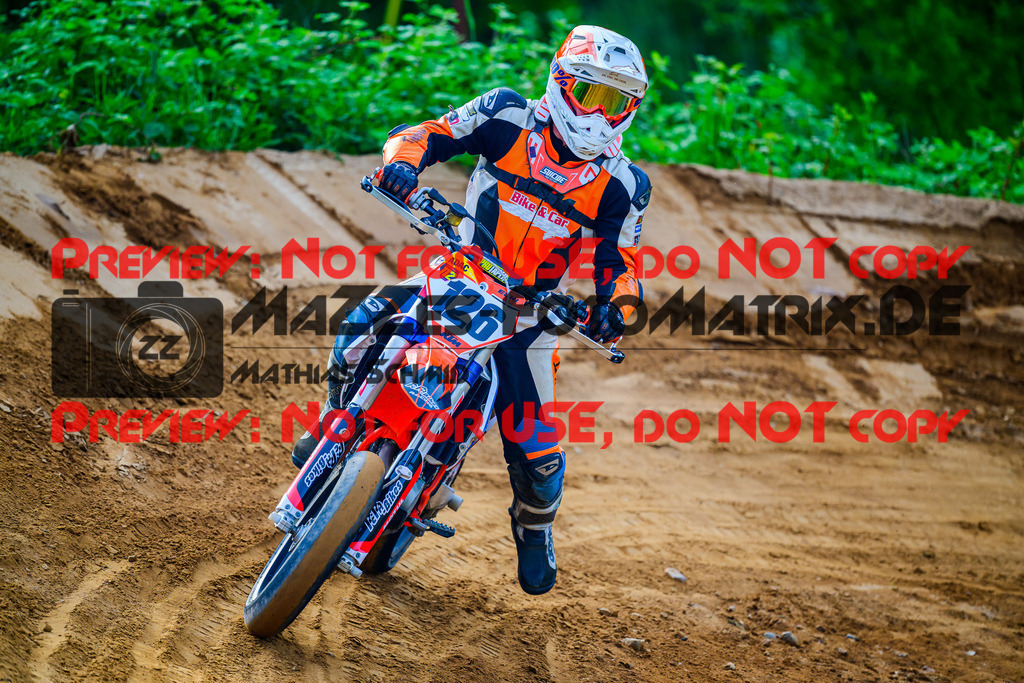 MaZZes_FotoMatrix_240511_6007705_8552 | S4