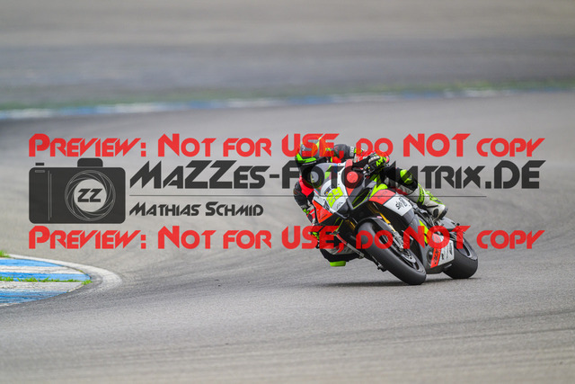 MaZZes_FotoMatrix_240521_6007705_2810 | WEISS