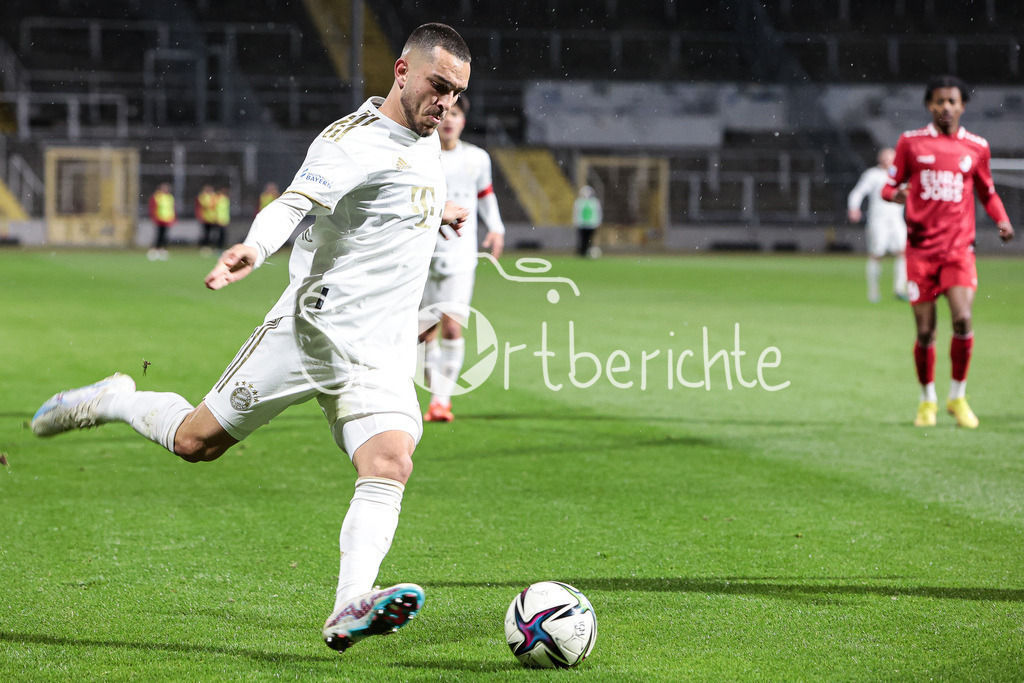 Türkgücü München - FC Bayern Amateure | Arijon IBRAHIMOVIC (FCB #13) in Aktion