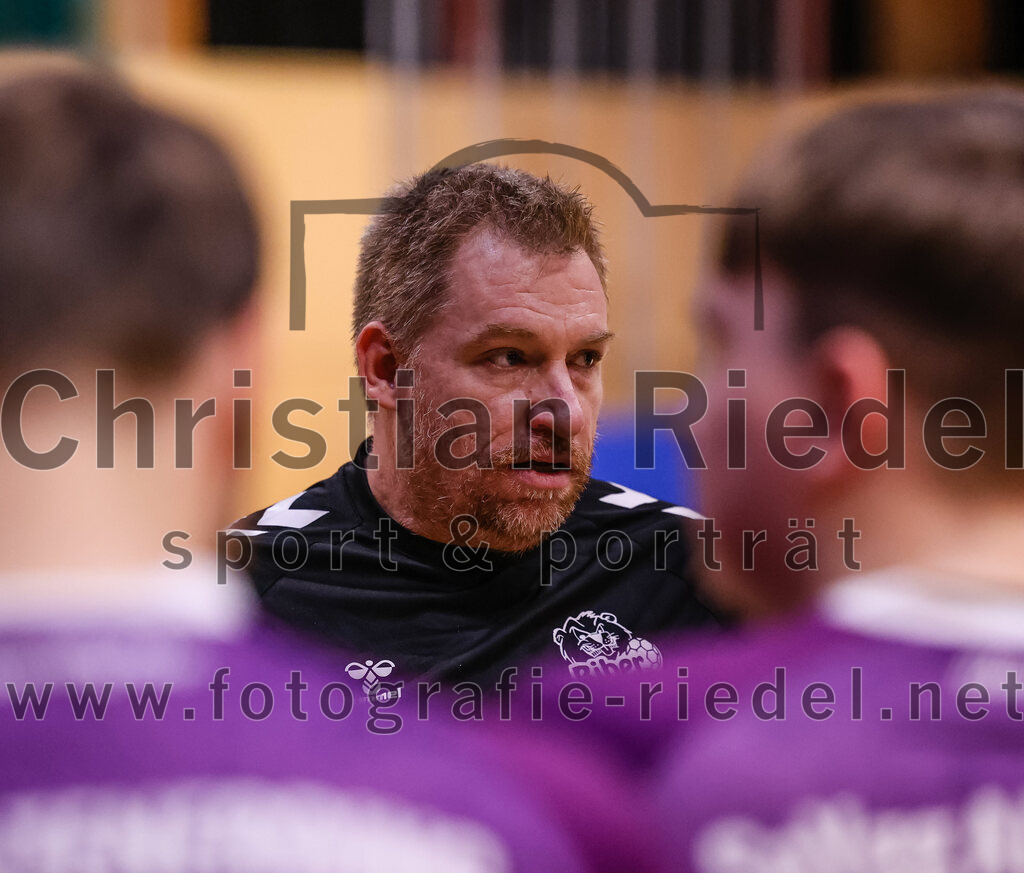 2024-11-09_029_SpVgg_Altenerding_II_gegen_HC_Deggendorf | Erding, Deutschland, 09.11.2024:Handball, Bezirksliga Männer Ost 2024 / 2025, 4. Spieltag, SpVgg Altenerding II gegen HC Deggendorf, Endergebnis: 25:24Foto: Christian Riedel / fotografie-riedel.net