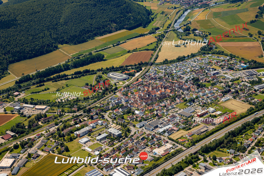 Das Luftbild zeigt :  Geisingen - Die Luftaufnahme wurde 2024 vom UL-Flugzeug aus erstellt ( keine Drohne ) - Hochauflösende Luftaufnahme - Für grossformatige Ausdrucke geeignet. Die Geschenkidee !Mit Lizenz und Bildrechte bestellbar