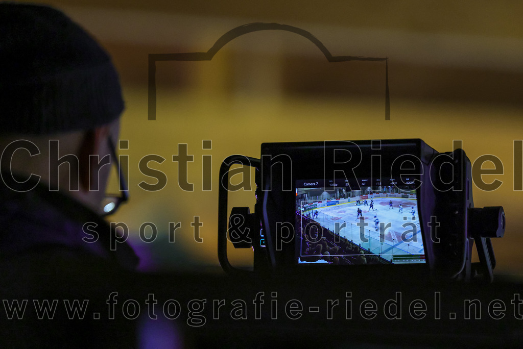 2025-09-26_092_TSV_Erding_gegen_SC_Riessersee | Erding, Deutschland, 26.09.2025:Eishockey, Oberliga Süd 2025 / 2026, 3. Spieltag, TSV Erding gegen SC Riessersee, Endergebnis: 3:5Foto: Christian Riedel / fotografie-riedel.net