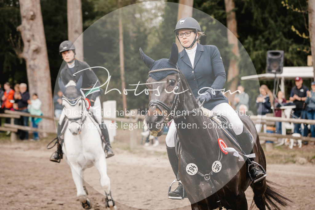 3I6A4439 | Stimmungsvolle Portraits und Reitsportfotografie im Ruhrgebiet und im Münsterland.

Pferdefotografie, Hundefotografie, Tierfotografie, Reportagen, Portraits von Tier und Mensch, Turnierfotografie in Bochum, Recklinghausen, Marl, Haltern am See, Dülmen.. - Realisiert mit Pictrs.com
