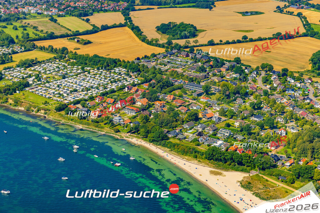Luftaufnahme Pelzerhaken Neustadt in Holstein - Die Luftaufnahme wurde 2025 vom UL-Flugzeug heraus erstellt ( ohne Drohne ) - Hochauflösende Luftaufnahme - für professionelle Ausdrucke geeignet. Die Geschenkidee !Mit Lizenz und Bildrechte bestellbar