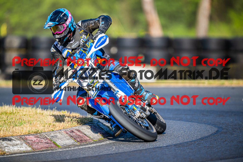 MaZZes_FotoMatrix_220528_4516 | Fotograf Mathias Schmid
Sportfotograf,
Eventfotograf,
Hochzeitsfotograf,
Portraitfotograf