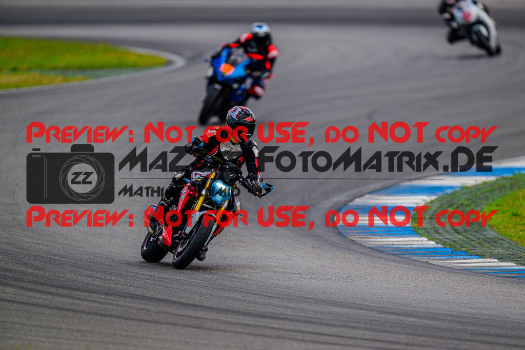 MaZZes_FotoMatrix_240615_6007705_7807 | GELB