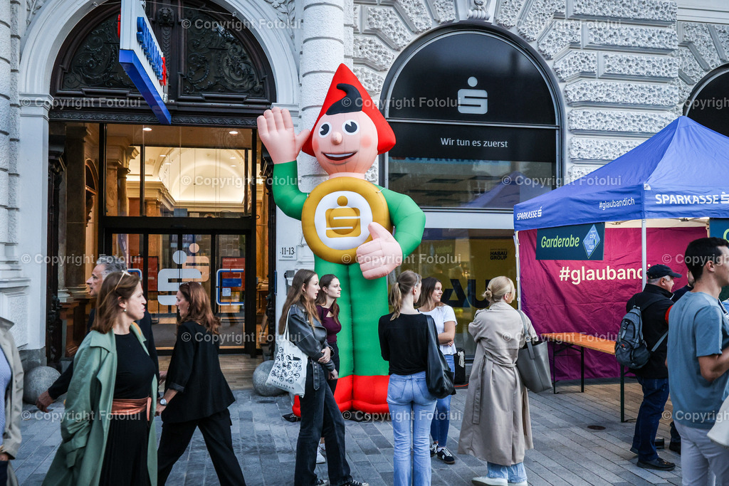 A-BINDER_20240926_0005 | Linz  AUSTRIA,26.Sept..2024 -Night Run Linz, Image shows Photo: Sportmediapics.com/ Manfred Binder