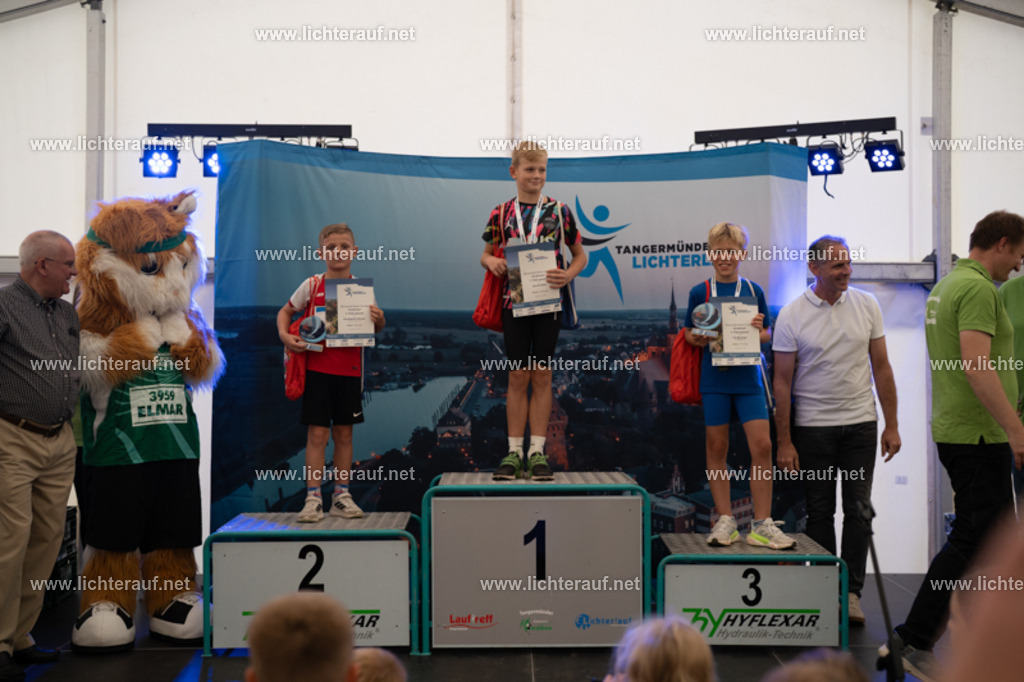 FSC08311 | Lichterlauf  - Realisiert mit Pictrs.com