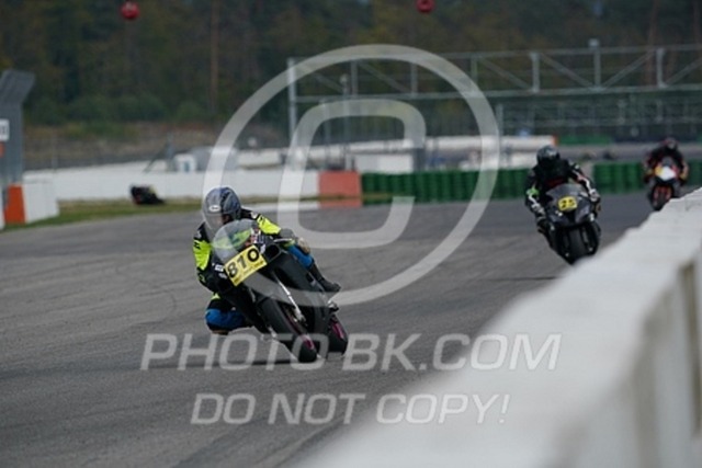 2022_09_13_PBK_26432 | Sportfotografie; SlowMotion; Video; Rennstrecke; Hafeneger; Speer; Racing; RSE; BMW; CBO; Trackday; Motorsportarena; Hockenheimring; Brno; Most; Barcelona; Valencia