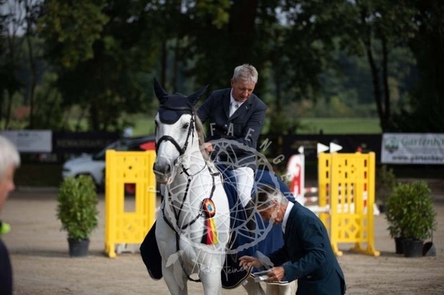 2B4A2177 | pixelfaenger - Realisiert mit Pictrs.com