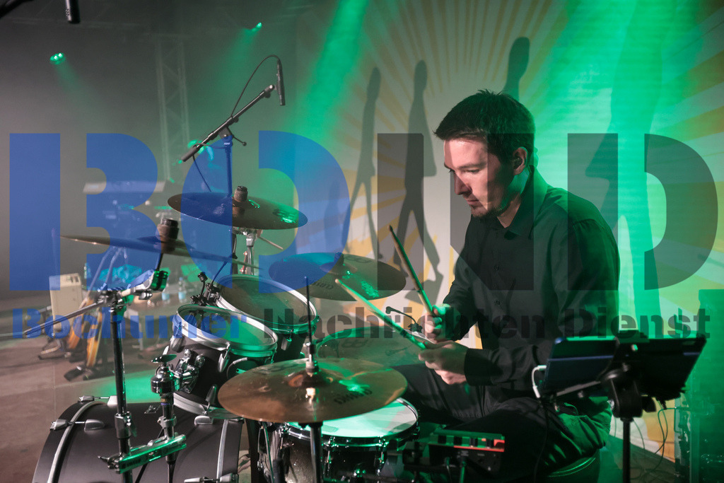 SES_GEBZFR20250828-59 | bond - Realisiert mit Pictrs.com