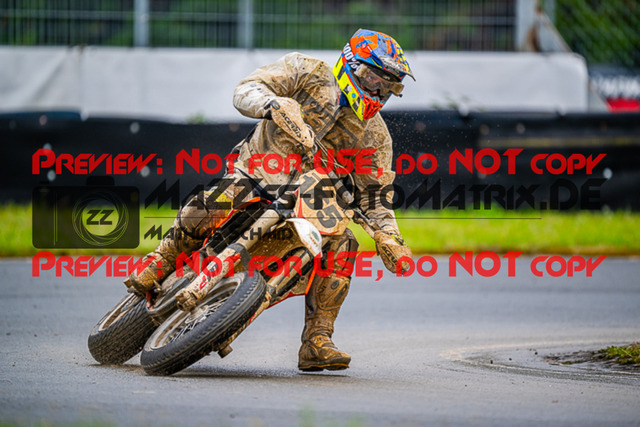 MaZZes_FotoMatrix_230812_8612 | UE40