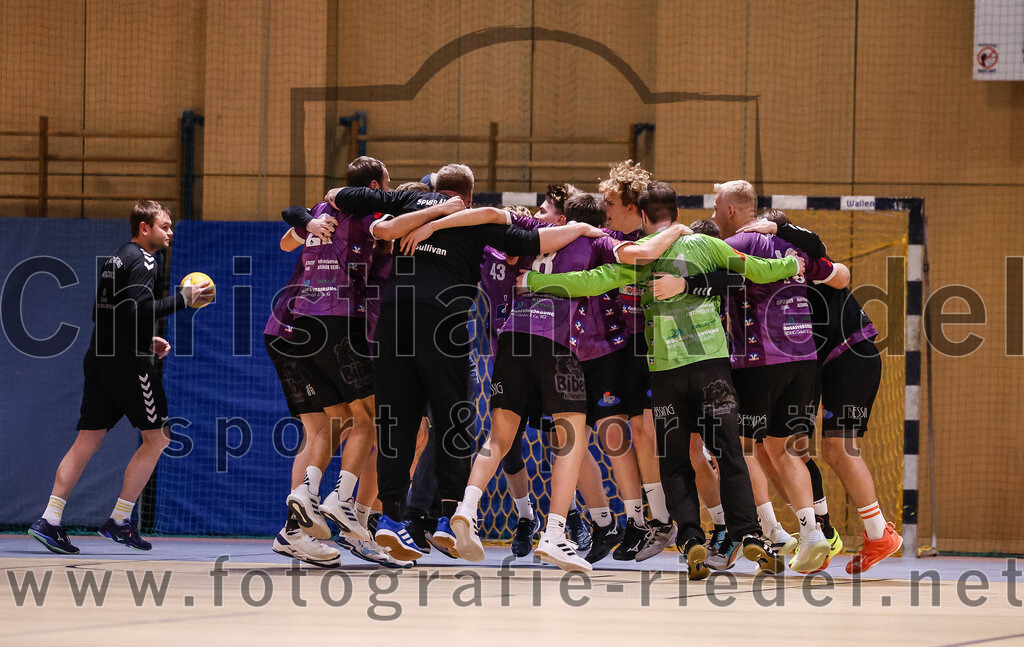 2024-11-09_100_SpVgg_Altenerding_II_gegen_HC_Deggendorf | Erding, Deutschland, 09.11.2024:Handball, Bezirksliga Männer Ost 2024 / 2025, 4. Spieltag, SpVgg Altenerding II gegen HC Deggendorf, Endergebnis: 25:24Foto: Christian Riedel / fotografie-riedel.net