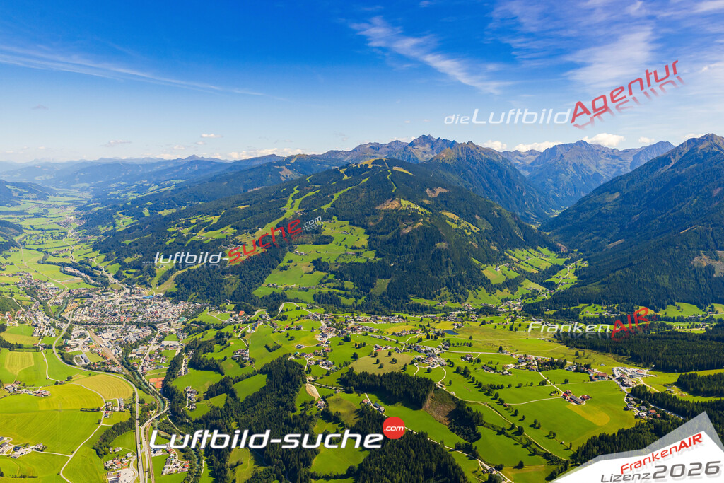 Schöne Luftaufnahme Planai Schladming - Die Luftaufnahme wurde 2025 vom Flugzeug heraus erstellt ( keine Drohne ) - Hochauflösende Luftaufnahme - für professionelle Ausdrucke geeignet. Die Geschenkidee !Mit Lizenz und Bildrechte bestellbar
